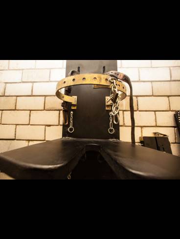 Studio TBZ - Therapie- & Bizarrzentrum Esslingen 10