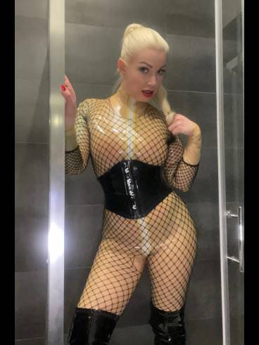 Victoria Violence - Sinnliche Überlegenheit 4