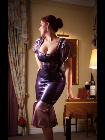 Domina Miss Leonie - Fetisch-Escort 13