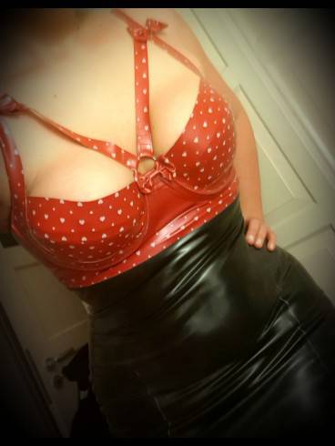 Domina Miss Leonie - Fetisch-Escort 28