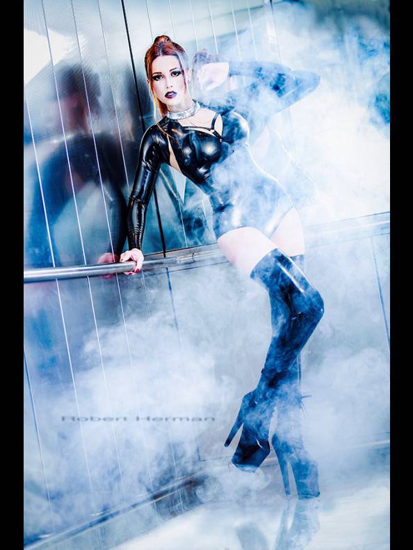 CHLOE SAVAGE HOBD DÜSSELDORF in Düsseldorf