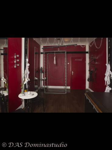 Zimmervermietung im DAS Dominastudio 5
