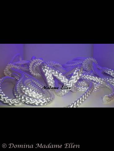 Madame Ellen Scat Queen Mitte April wieder da 11