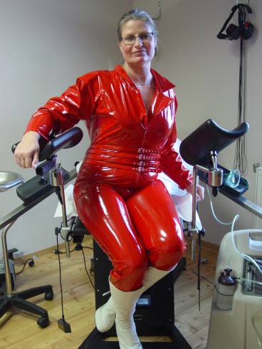 Mistress Sandra 1