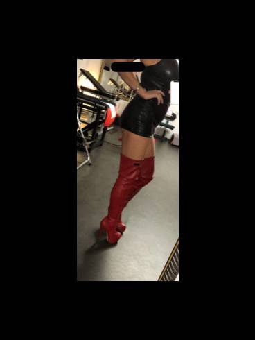 LADY COCO BIZARRLADY BIZARRÄRZTIN MIETSTUDIO 14