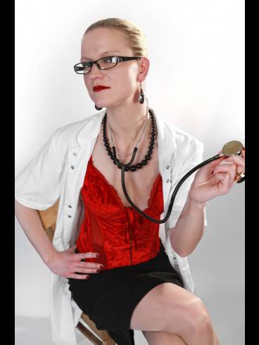Neu!!! Dr. Genoveva im Black Fun 5