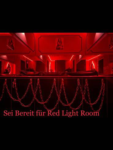 RED LIGHT ROOM !!! EINZGARTIG FÜR SISSYS 5