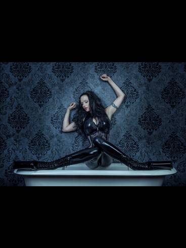 Madeleine Le Roy 3