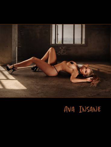 Ava Insane - Dein bizarrer Megakick 17