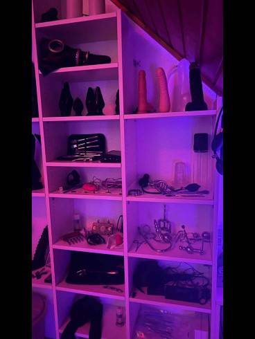 Herrin Jessy - BDSM-Fetisch- Klinik & Reitherrin 26