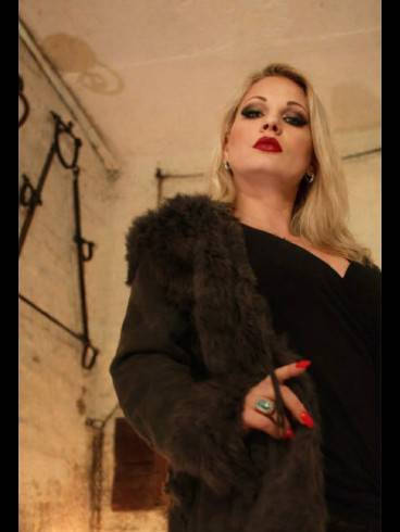 Herrin Jessy - Kerkermeisteren mit Verlies 2