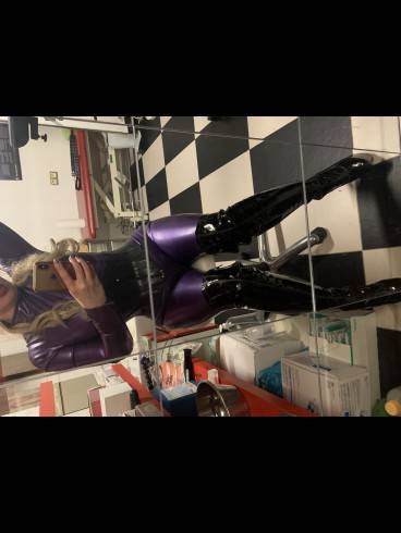 LATEX Domina Lady Eva auch Online Sessions 12
