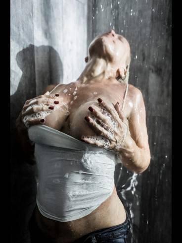 Lady Oksana in Golden Cage 14