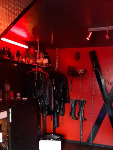 Madame G. Bizarr Studio 44 8