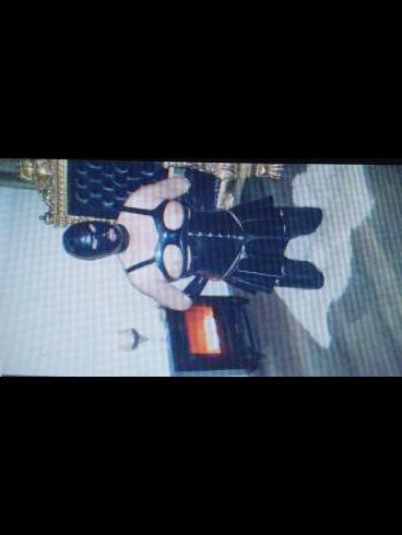 LATEX FETISCHISTEN - SKLAVEN GESUCHT!!! 11
