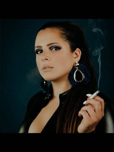 Domina Zonya LaBelleza 4