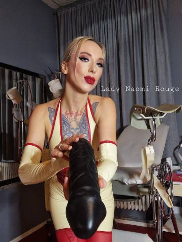Glitschige Untersuchung mit GummiDr. Naomi Rouge 5