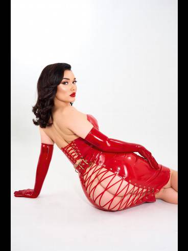 Lady Emiliana 1