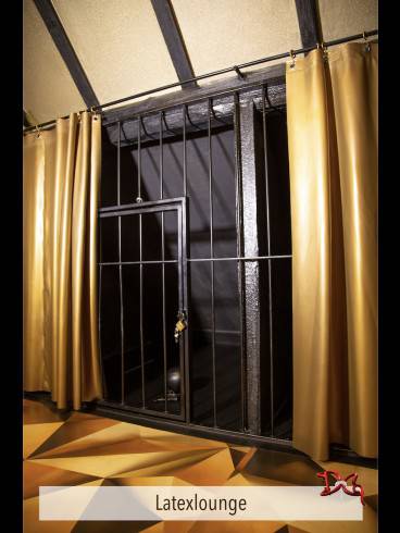 Das Domizil der Gräfin sucht Hausdame 9