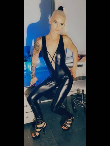 Bizarrlady Sophie Fleur Studio Glamoresse 11