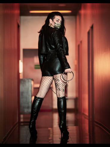 Madame Eva-Liliel Black - Reisende Domina 2