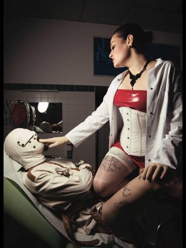 Madame Eva-Liliel Black - Reisende Domina 5