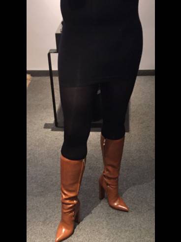 Trans-Domina-Leonie 2