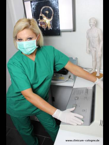 Dr. Raphaela 3