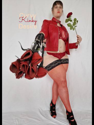 Curvy Kinky - BDSM- & Fetisch-Escort 3