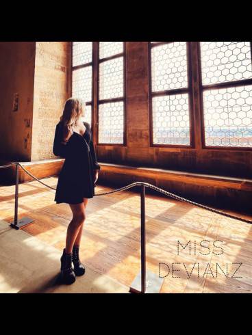BIZARRLADY Miss Devianz 7