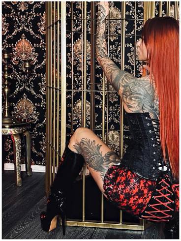 Mistress Lady Valeria 11