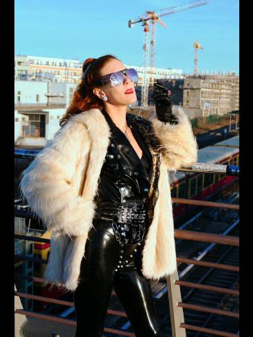 Regina Milano Domina 15