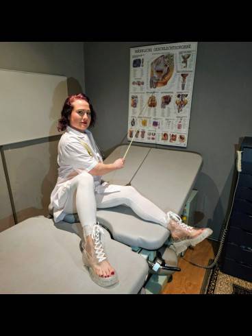 Lady Limentina verpasst Dir strenge Behandlung! 5