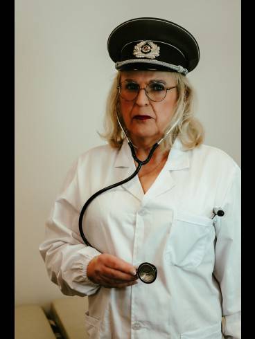 Frau Dr.Vera Schulz Fetischklinik Berlin 27