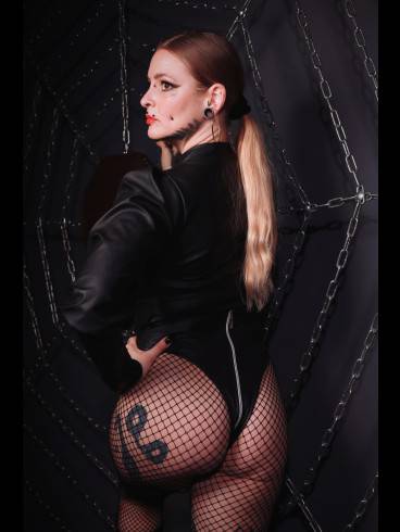 Raven Black in der Bizarrfabrik 3