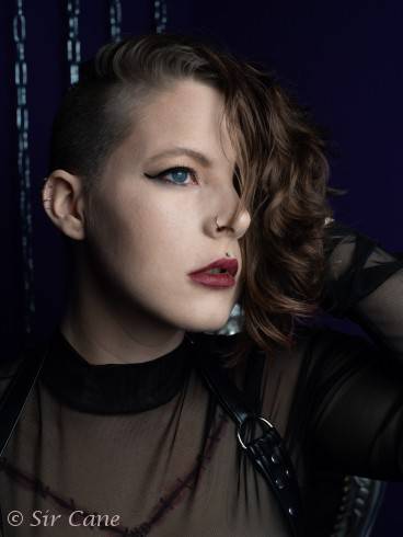 Sir Alanis Lilith Cane 4