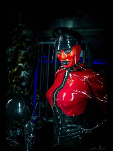Miss Isocyanat 8