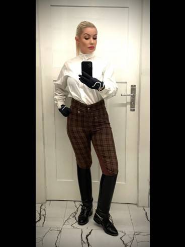 Reiter Herrin - Riding Mistress Victoria Violence 6