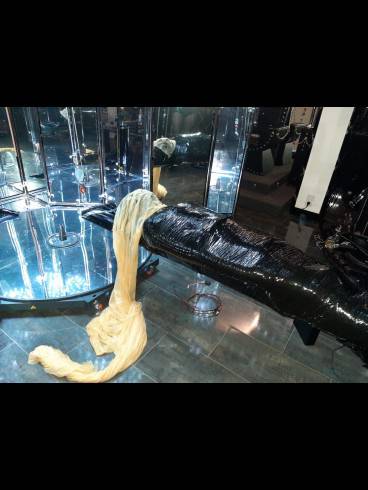 Folienbondage extrem 2