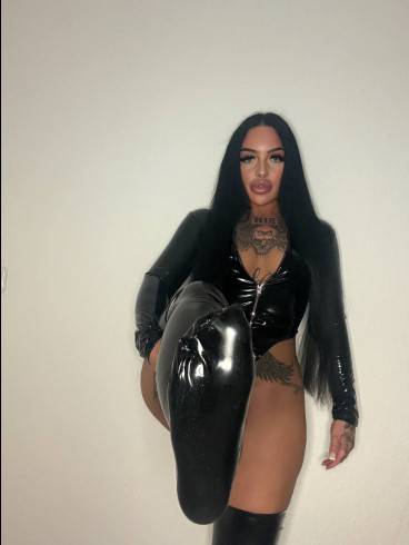 Lady Lola 5