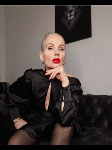 Hypnose Domina Mistress Helen Bates 10