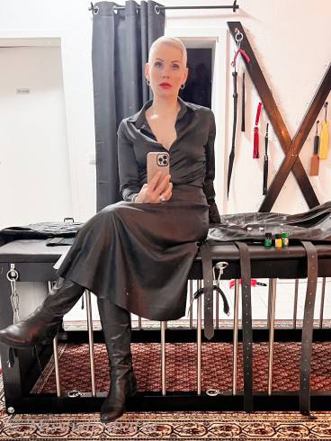 Mistress Helen Bates Langzeiterziehung in Bochum 1