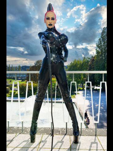 MISTRESS ANDROMEDA X- NOVEMBER 18 BIS 20 8