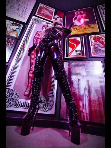 MISTRESS ANDROMEDA X - NOVEMBER STUDIO ELEGANCE 15