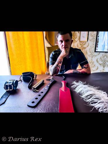 Sir Darius Rex im BDSM Studio LUX 13