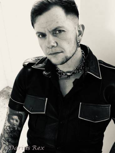 Sir Darius Rex im BDSM Studio LUX 14