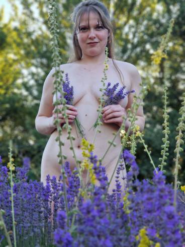 Lecksklaven/Bi-Diener gesucht - Raphaela Morning 4