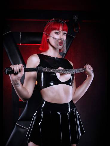 Mistress Black 1