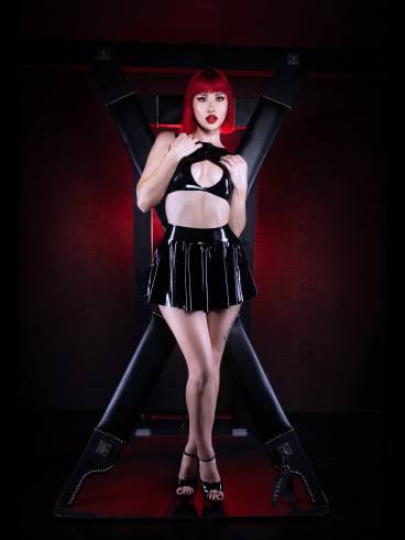 Mistress Black 3