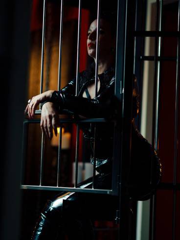 Mistress Stella 4